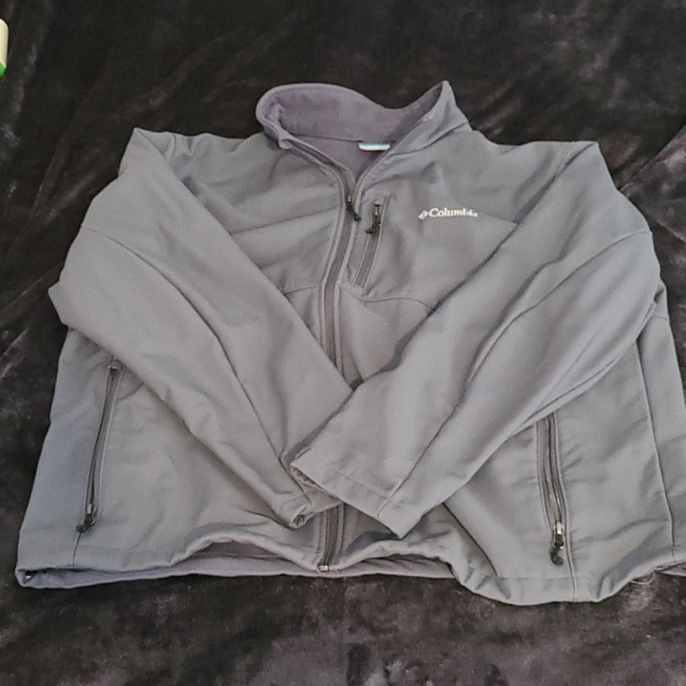 Grey Columbia lightweight fleece lined jacket